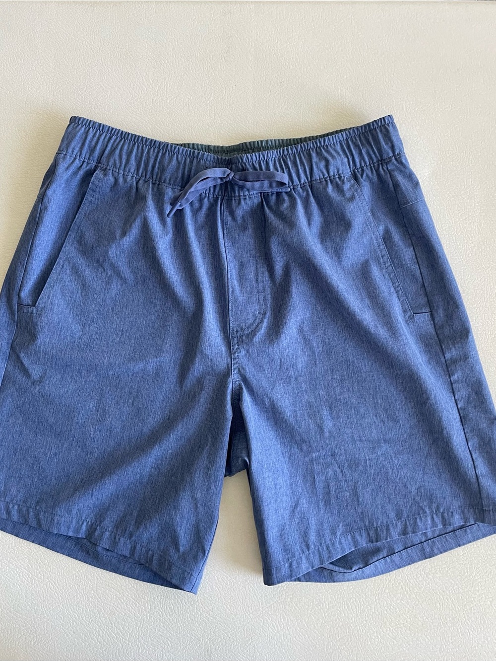 Eddie Bauer Men's Navy shorts